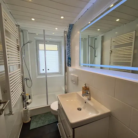 Schone, Ruhige Ferienwohnung An Der Messe